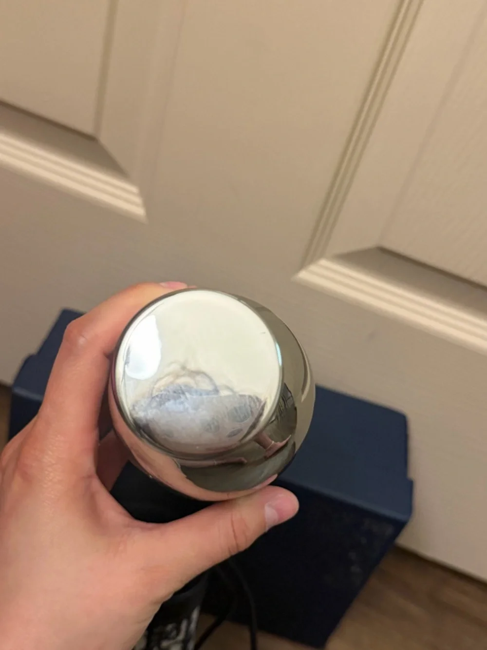 Dior Stainless Bottle with Black & Cream trotter Carrier - Picture 9 of 13